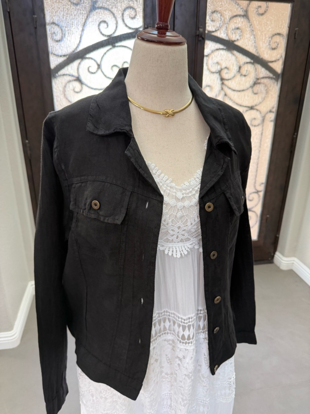 Classic Black 100% Linen Women's Button-Front Jacket